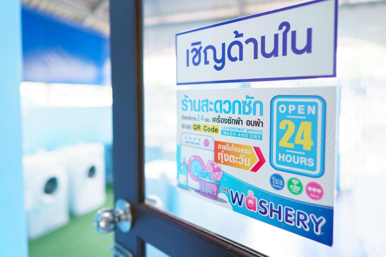 Thungtawan Hotel Nakhon Si Thammarat Exteriör bild