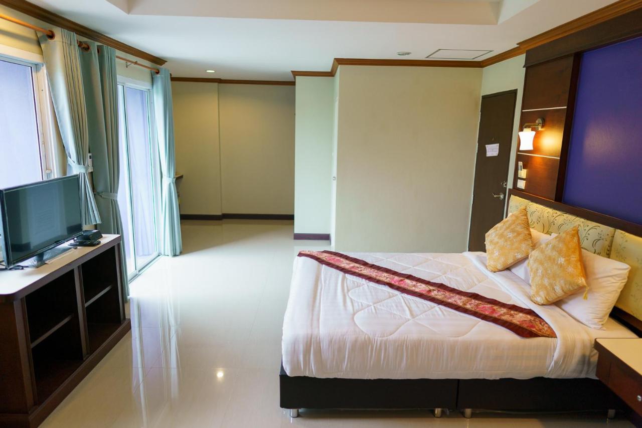 Thungtawan Hotel Nakhon Si Thammarat Exteriör bild