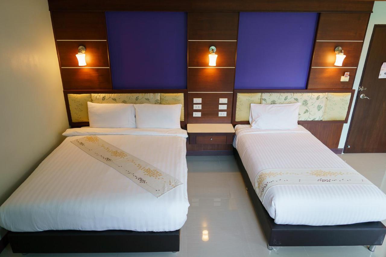Thungtawan Hotel Nakhon Si Thammarat Exteriör bild