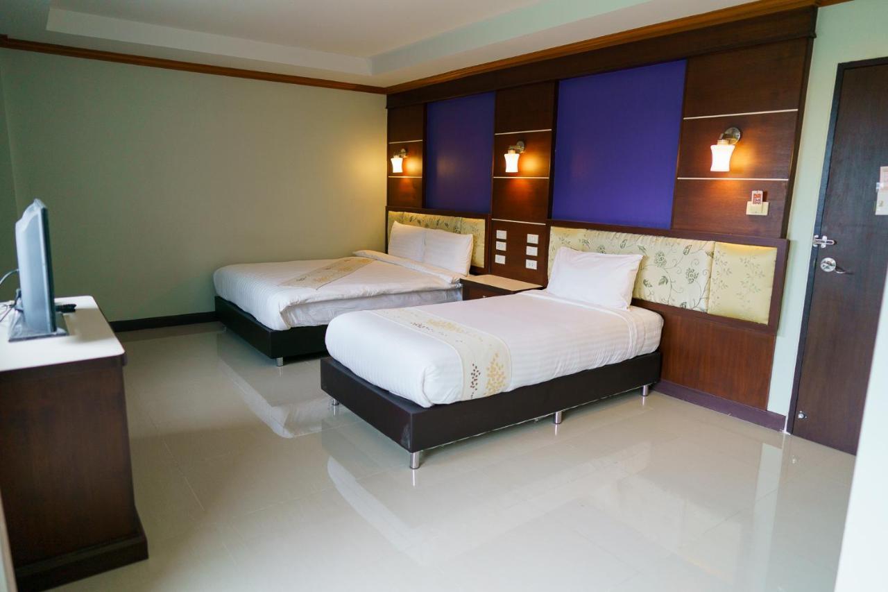 Thungtawan Hotel Nakhon Si Thammarat Exteriör bild