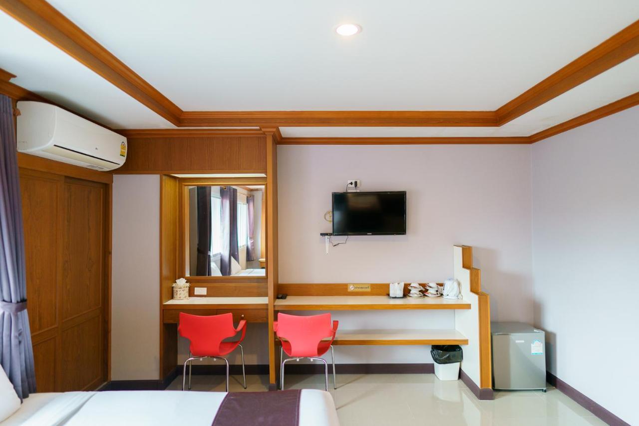 Thungtawan Hotel Nakhon Si Thammarat Exteriör bild
