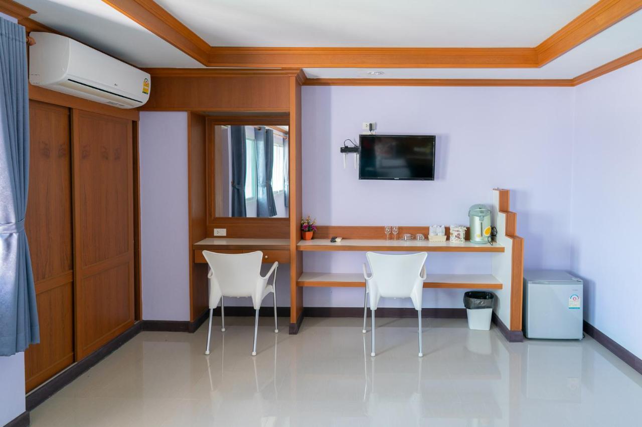 Thungtawan Hotel Nakhon Si Thammarat Exteriör bild