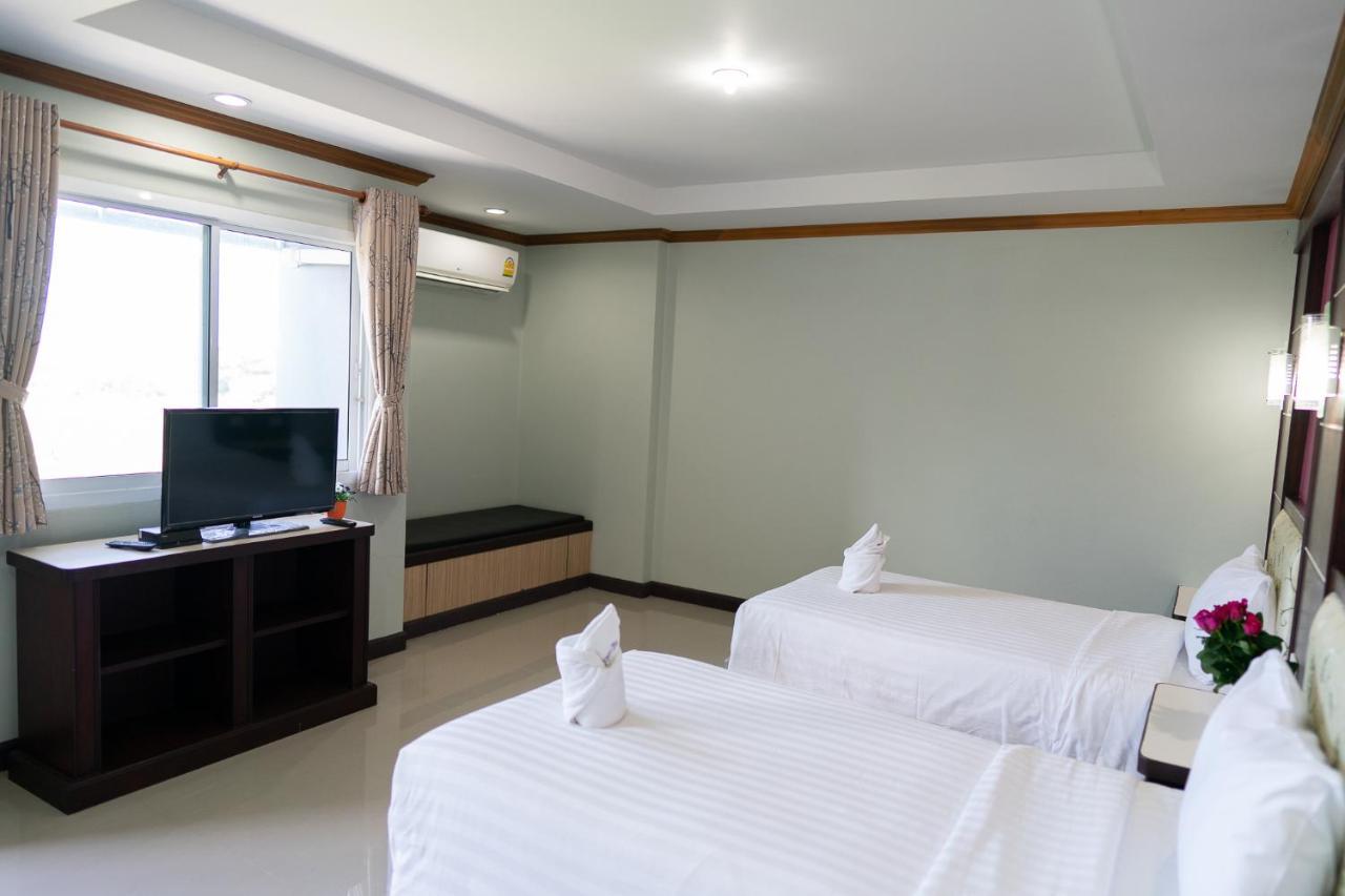 Thungtawan Hotel Nakhon Si Thammarat Exteriör bild